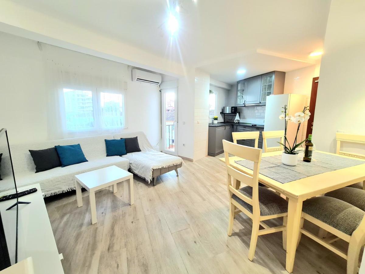 Aa Guest - Sol Eco Apartment Lateral Sea Views Фуeнхирола Екстериор снимка